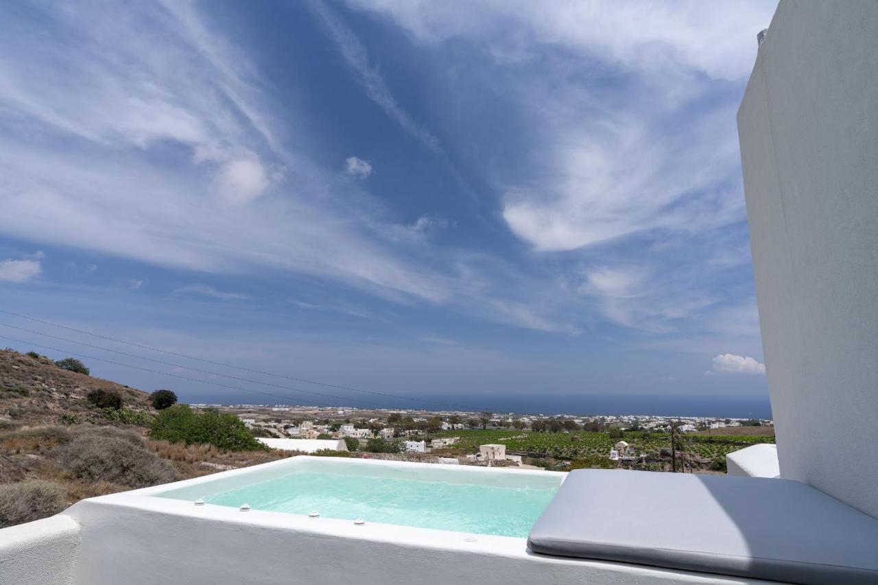 Maeva Suites Santorini Pyrgos Kallistis ภายนอก รูปภาพ