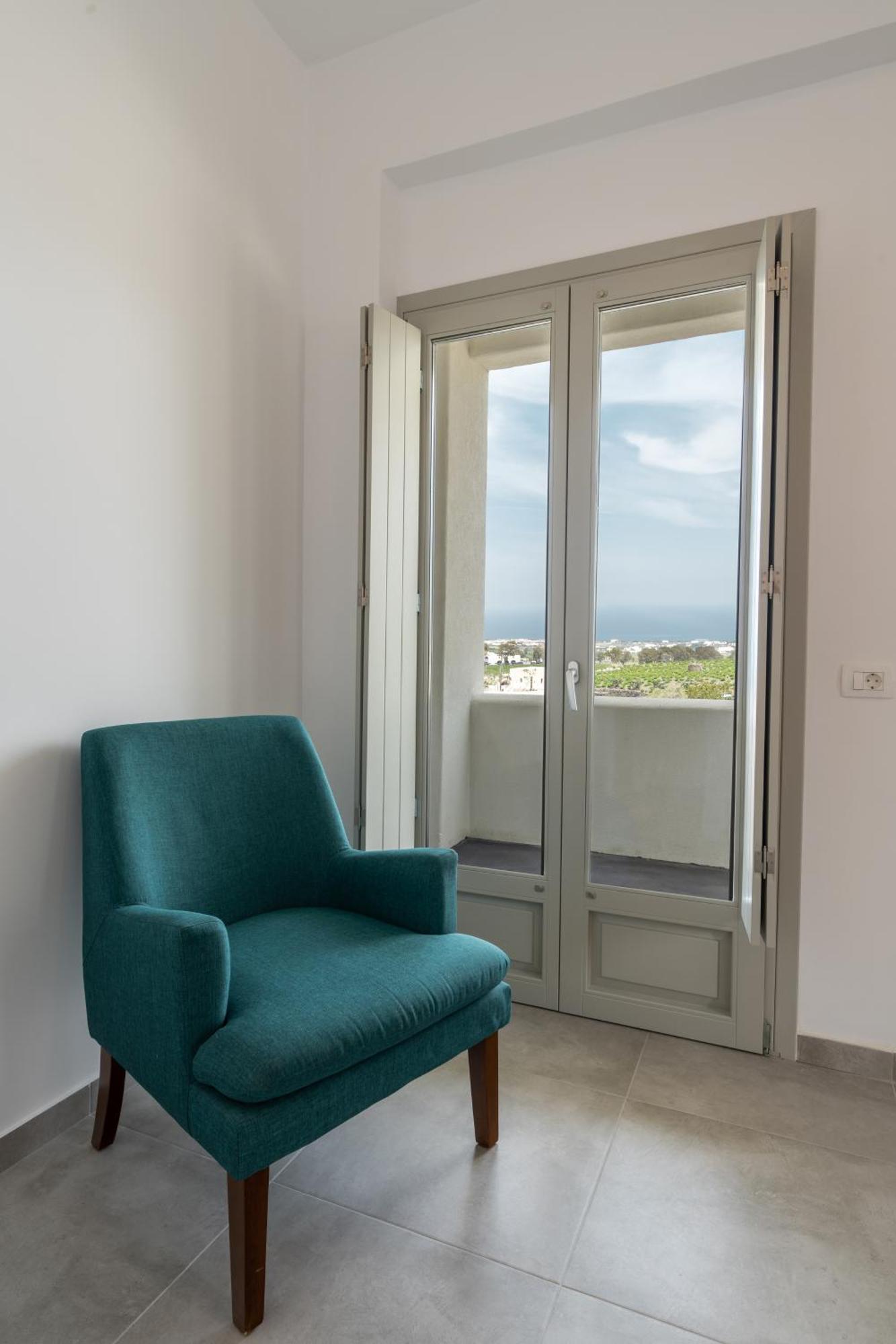 Maeva Suites Santorini Pyrgos Kallistis ภายนอก รูปภาพ