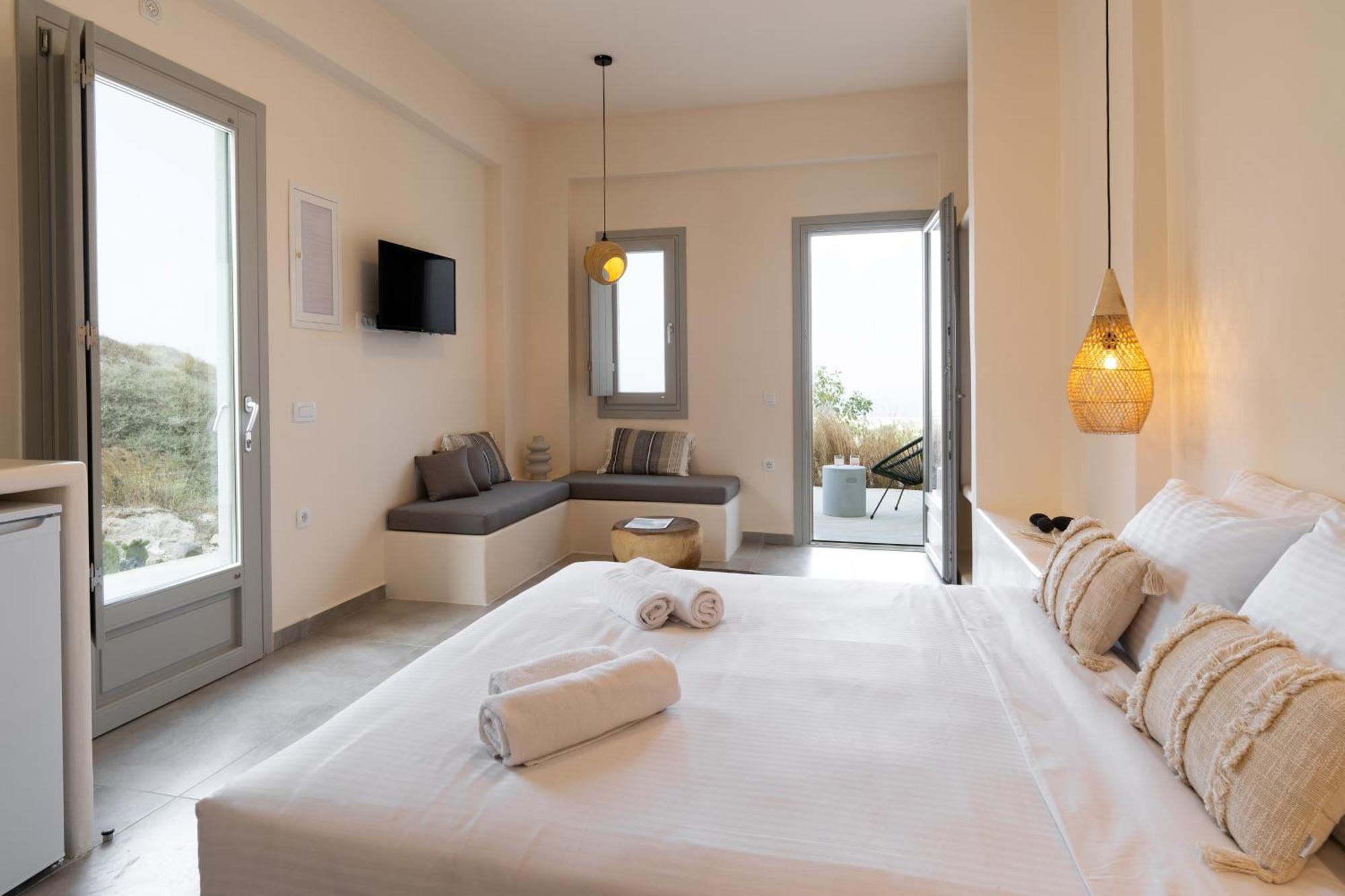 Maeva Suites Santorini Pyrgos Kallistis ภายนอก รูปภาพ