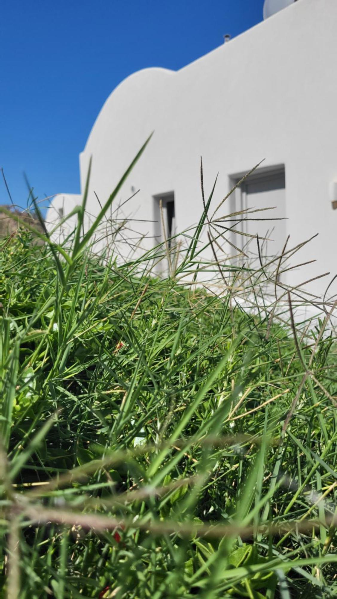 Maeva Suites Santorini Pyrgos Kallistis ภายนอก รูปภาพ