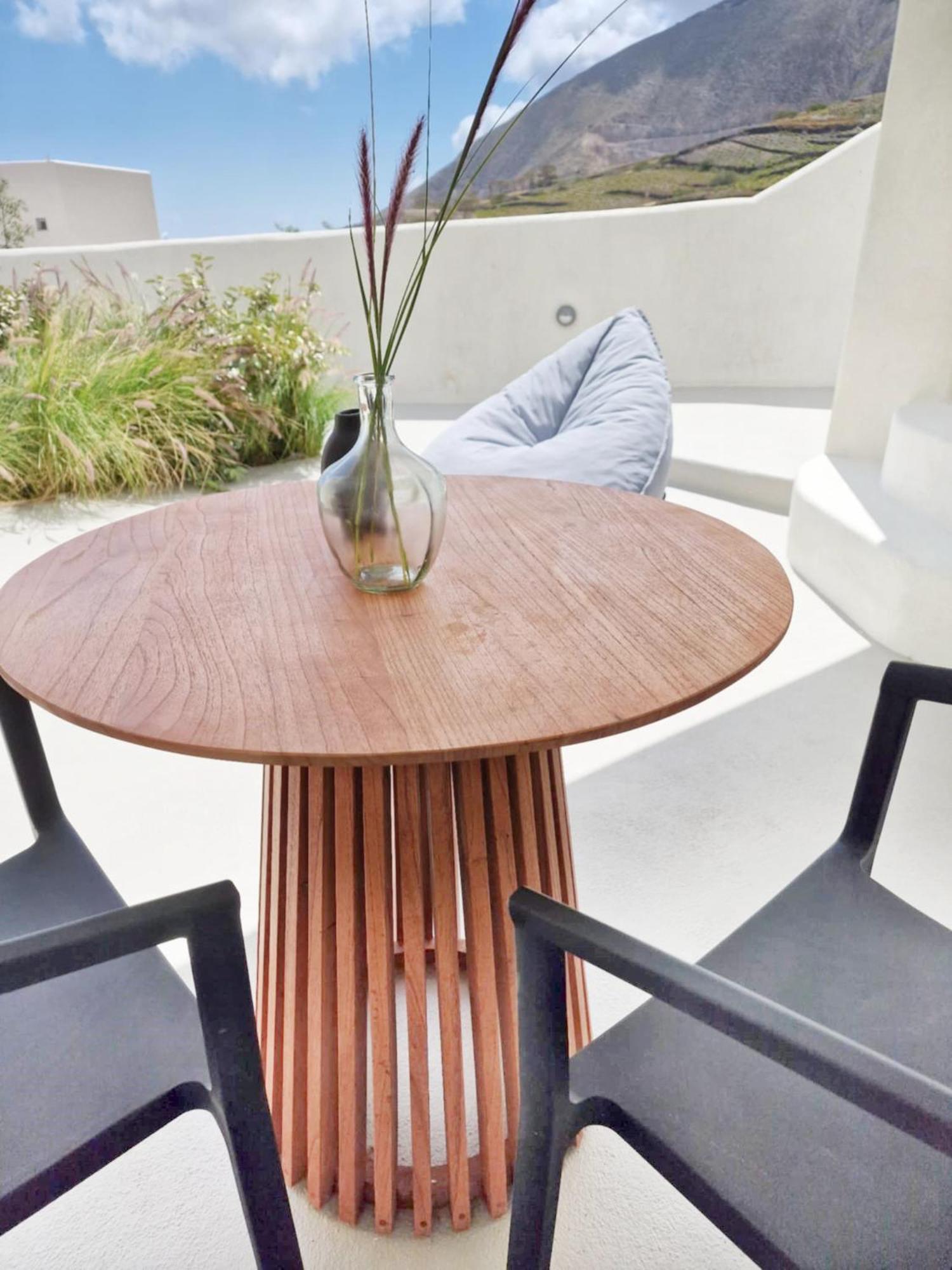 Maeva Suites Santorini Pyrgos Kallistis ภายนอก รูปภาพ